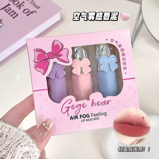 A Gege bear air fog feeling lip mud