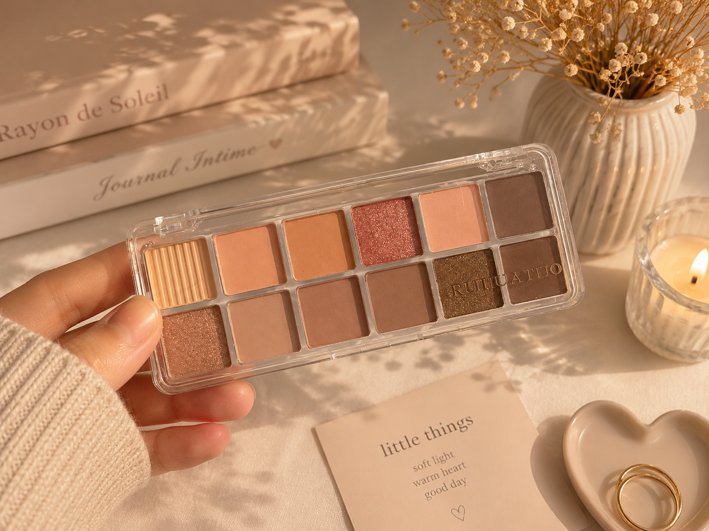 A aRuhuatua eyeshadow cute 🫶