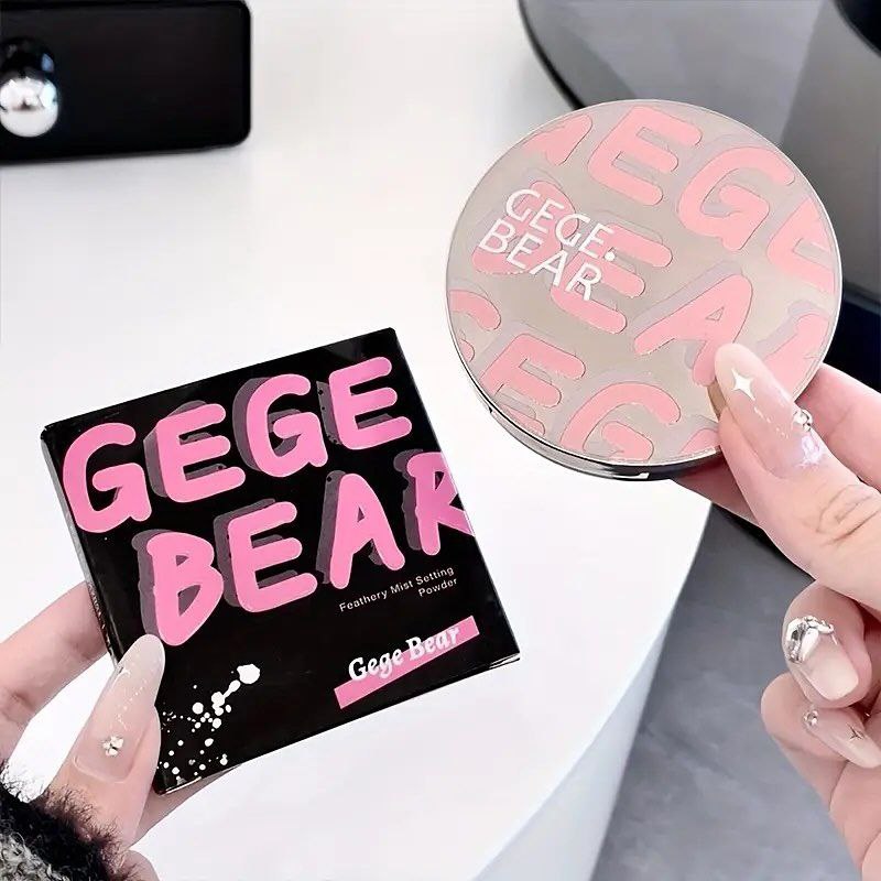 Gege bear compact powder