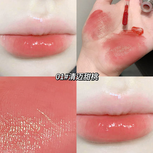 A SHAQINUO light & moist lipgloss