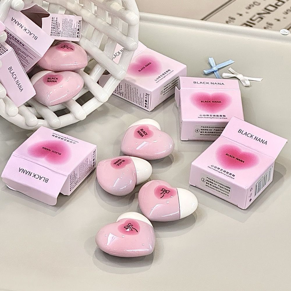 BLACK NANA heart lip gloss