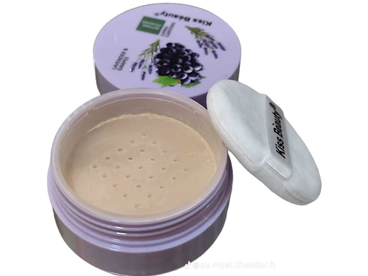 Kiss Beauty setting powder long lasting / oil control + free pad