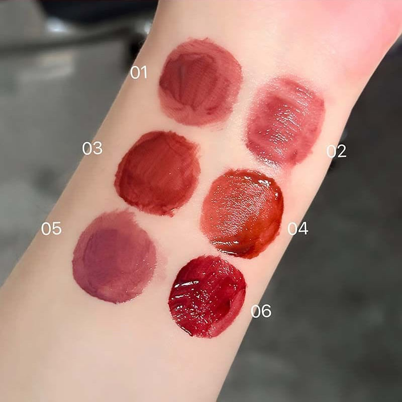 A Cappuvini Lip Glaze Glass Mirror- Moisturizing & Shinny Lip Gloss