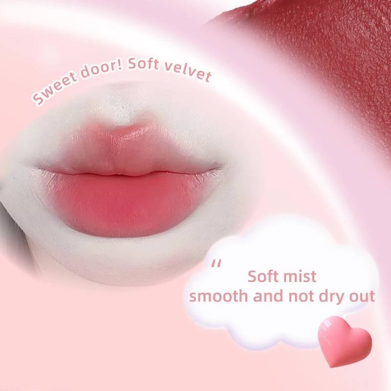 A cNovo mousse mud texture lipstick