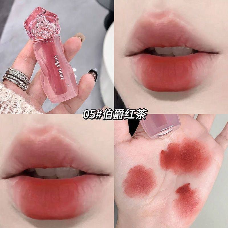 A Gege bear velvet lipmud lipstick