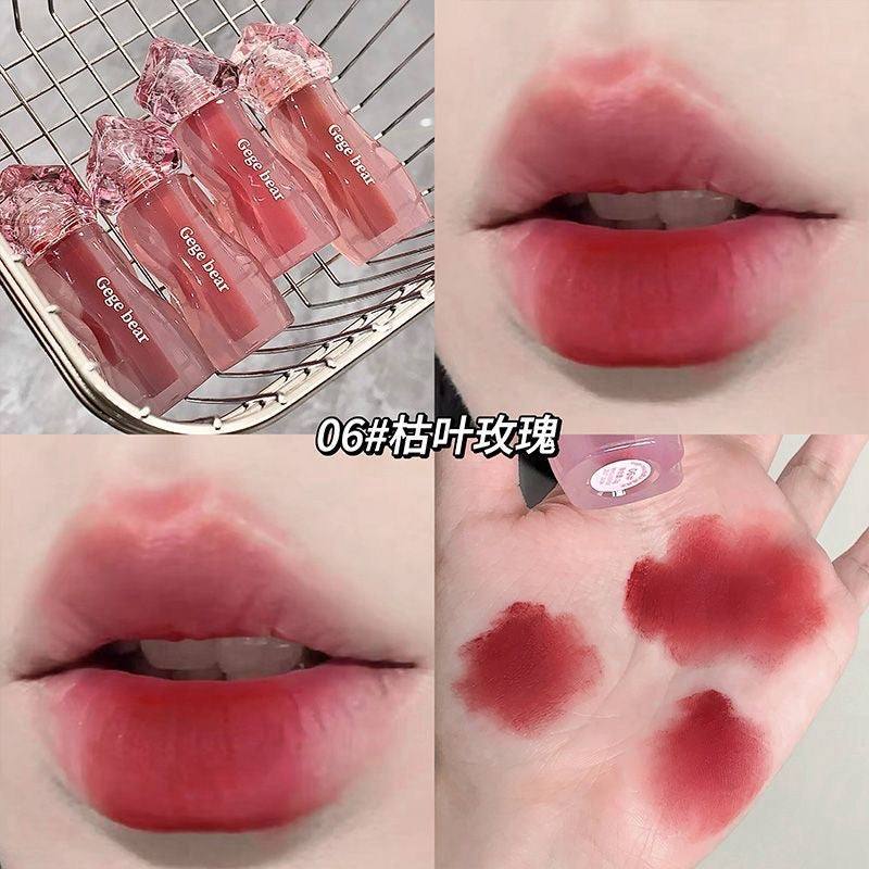 A Gege bear velvet lipmud lipstick