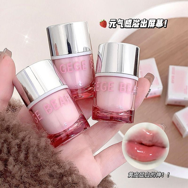 A Gege bear cute cube lipgloss