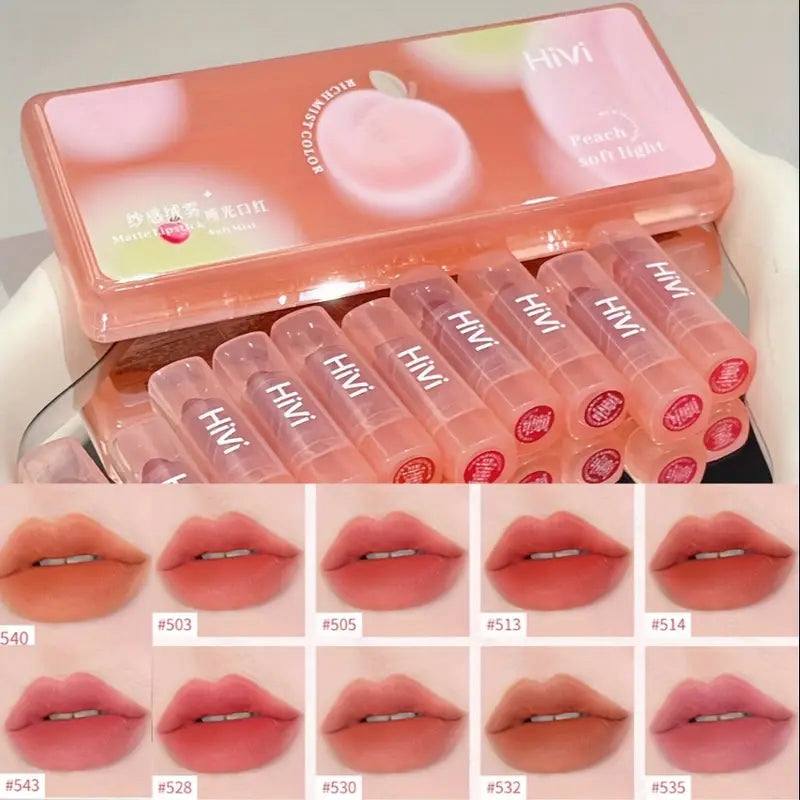 A Hivi lipmud lipstick