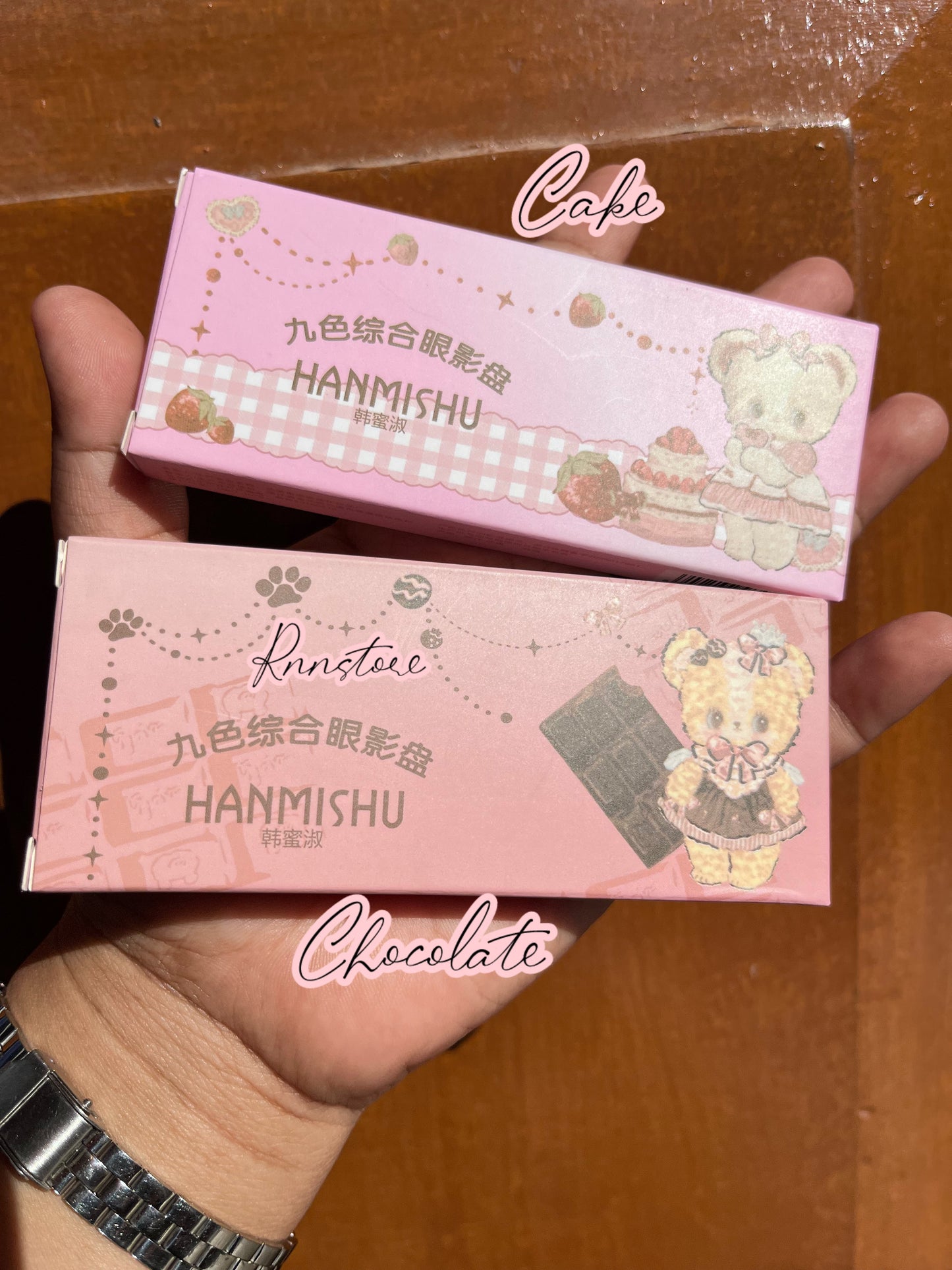 A Hamishu love eyeshadow 🌷

Shade 1/2 available