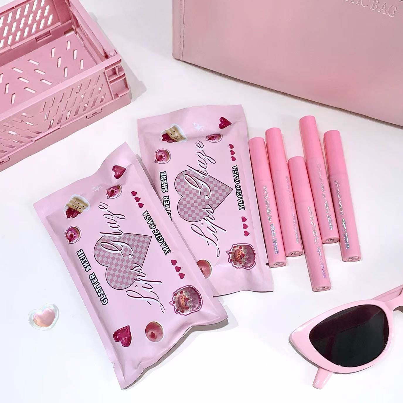 A Magic casa shiny ✨ glitter lippies