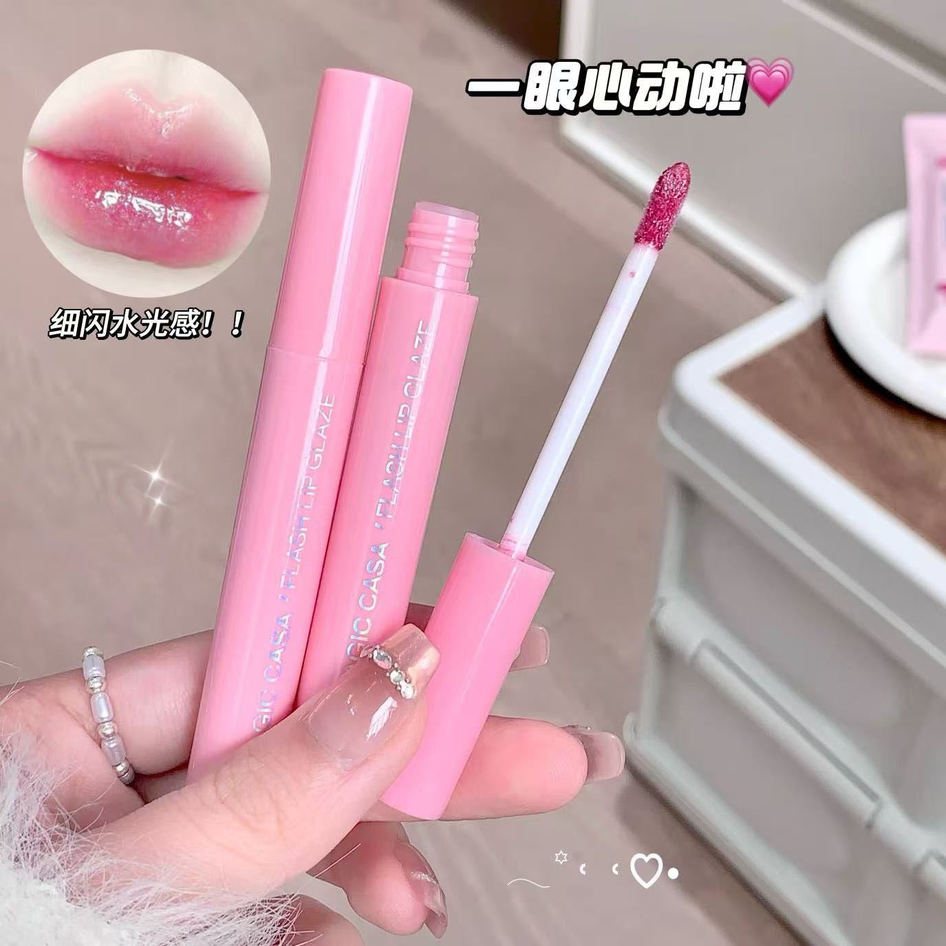 A Magic casa shiny ✨ glitter lippies