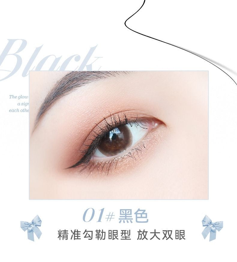 A Novo 4in1 make up set
Eyeshadow+eyeliner+eyeborwliner+lipstick ✅🎀