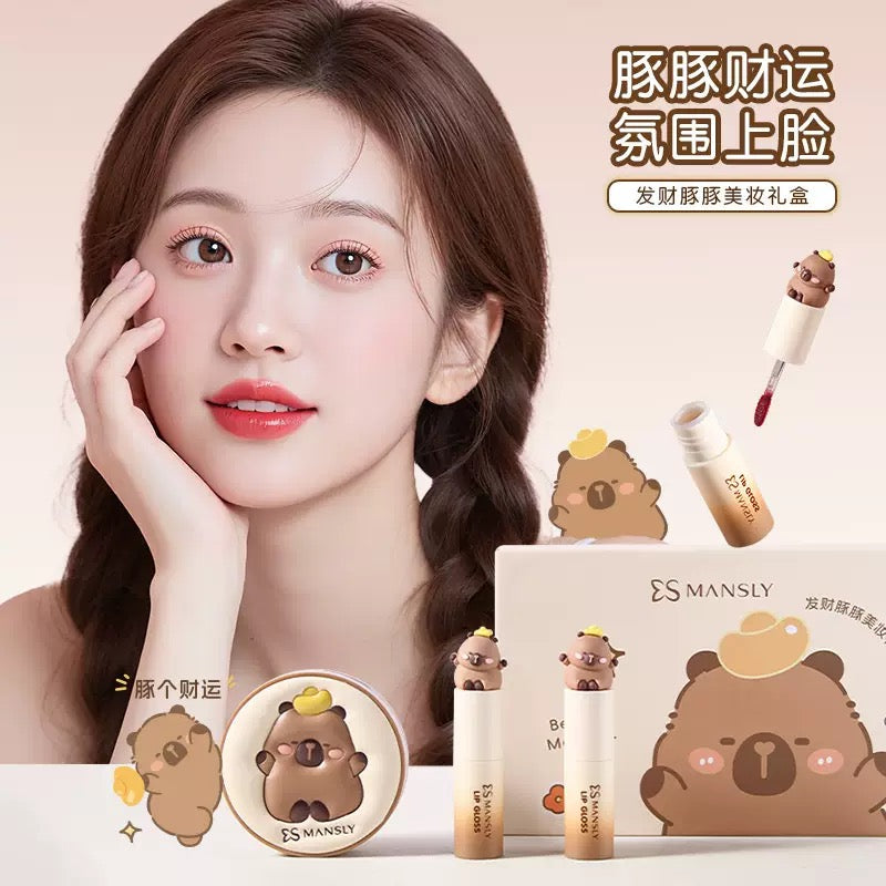 A Mansly teddy gloss