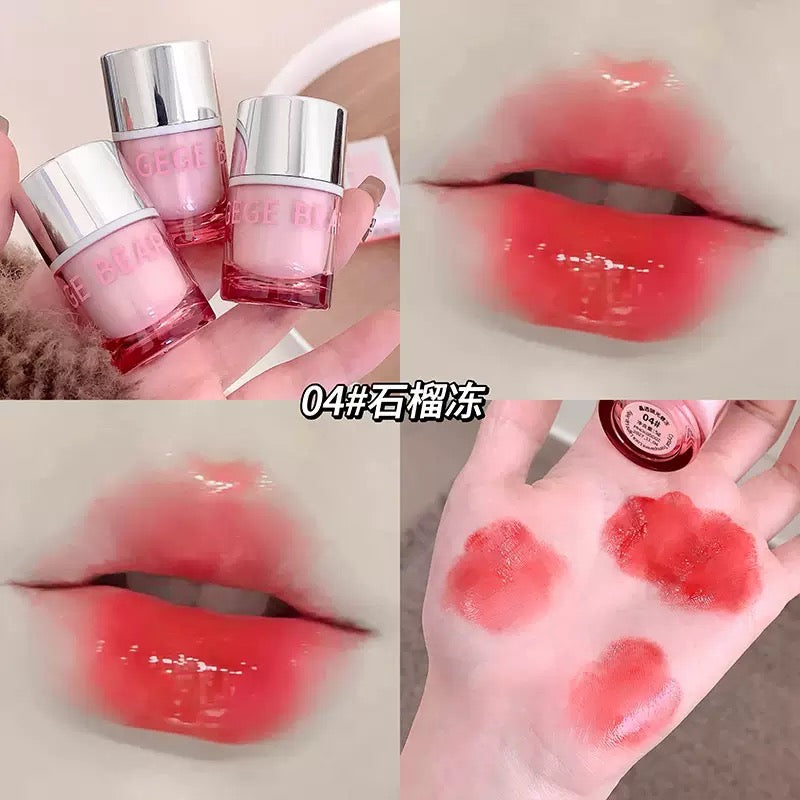 A Gege bear jelly lip glaze