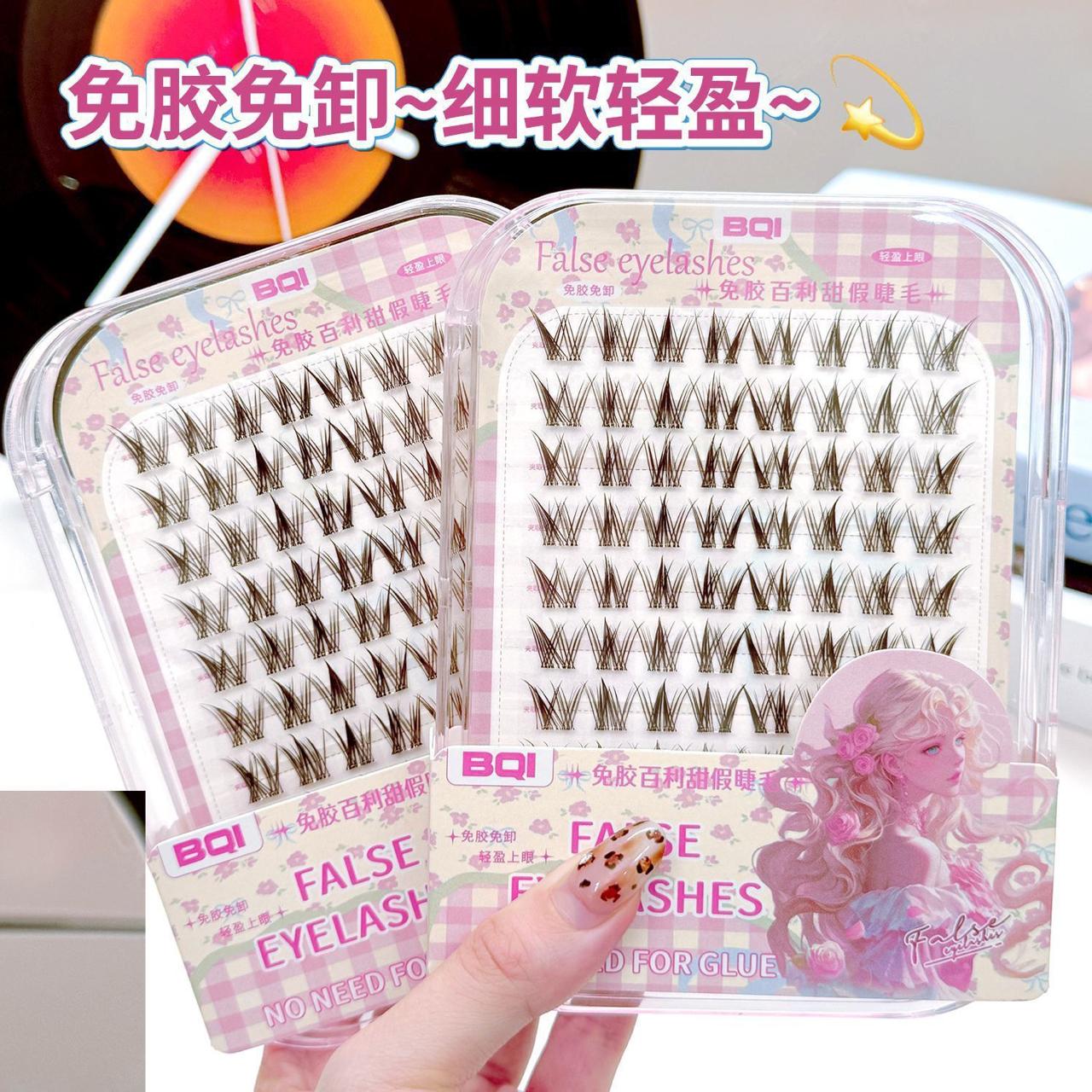 False princess lashes ( glue free )