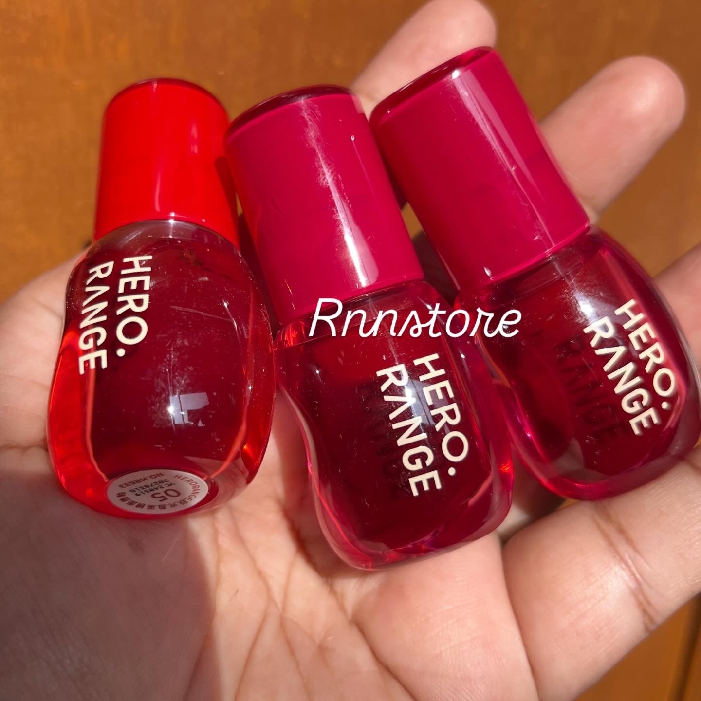 A Herorange tinted super fwee inspired gloss