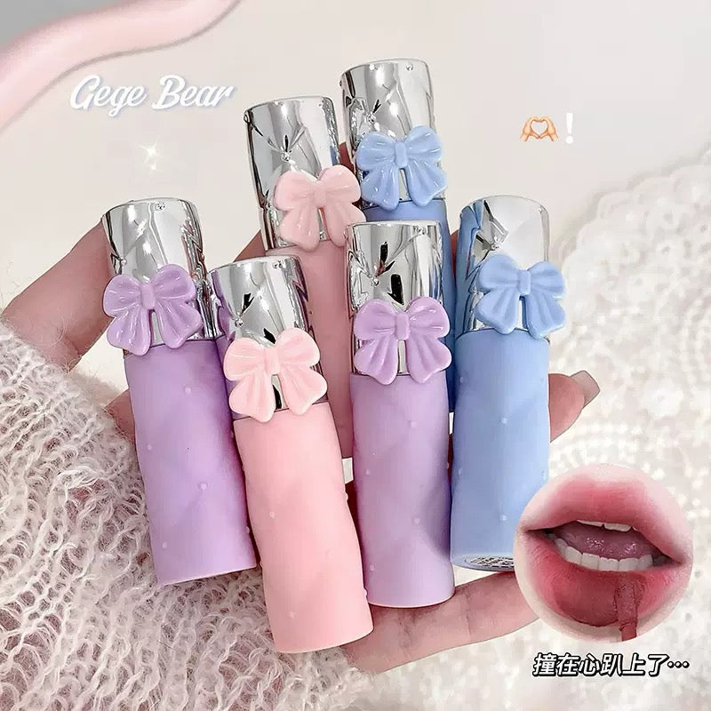 A Gege bear bow lip mud 🎀
