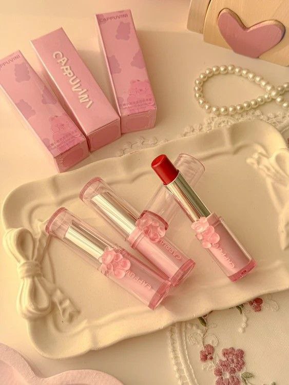A cappuvini gummy bear mirror lip gloss