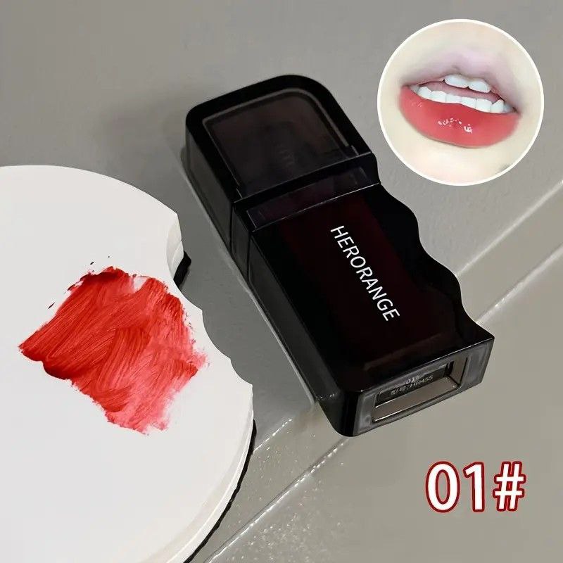 A Herorange lipgloss liptint