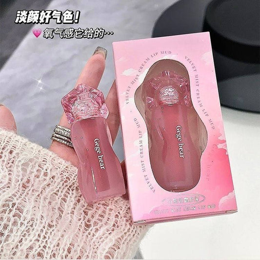 A Gege bear velvet lipmud lipstick