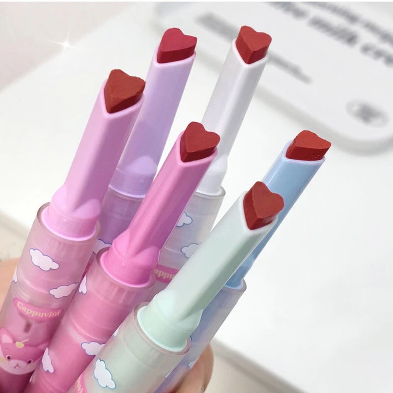 A Gege bear love heart lip mud